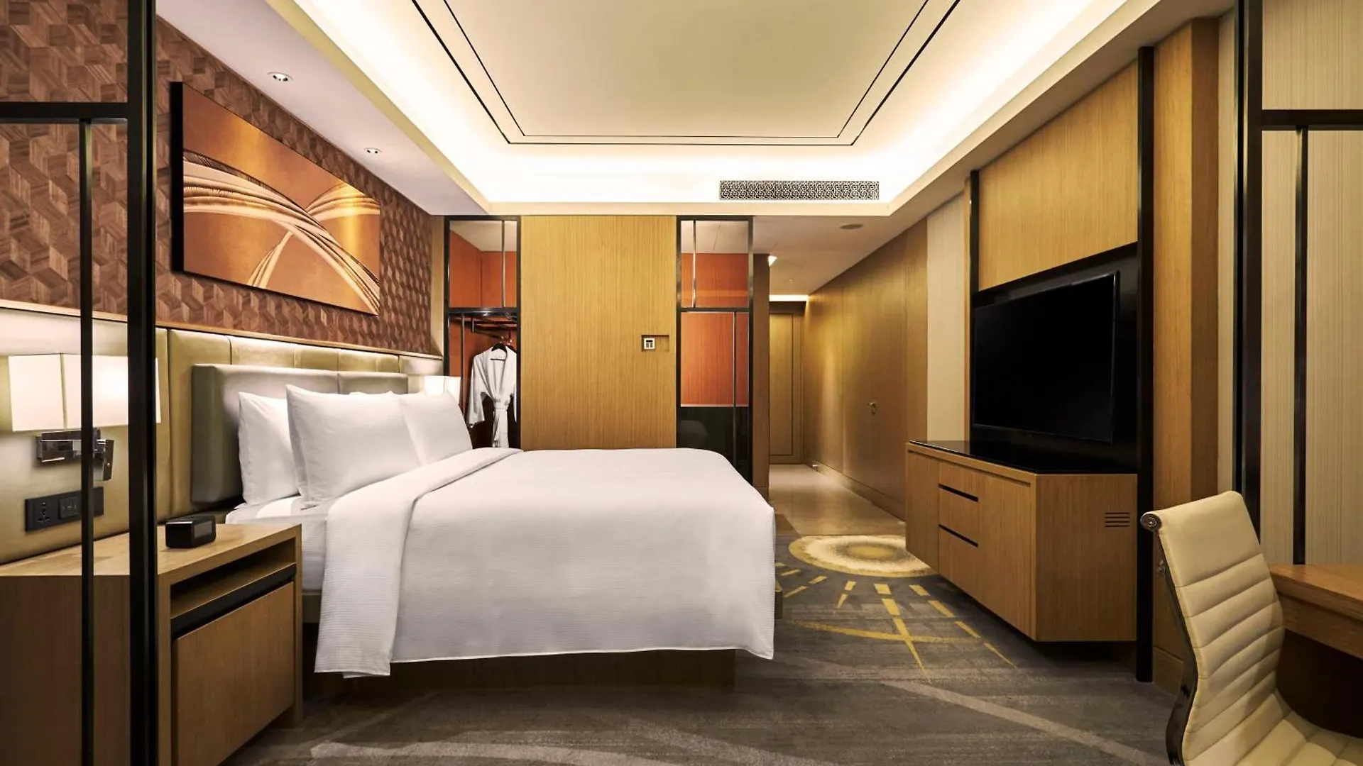Hotel Hilton Manila Pasay 5*,